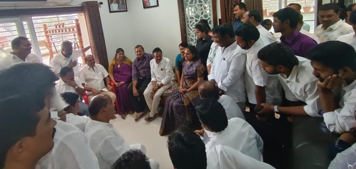 గట్టు రామచందర్ రావును పరామర్శించిన ఎమ్మెల్సీ కే.క‌విత‌
