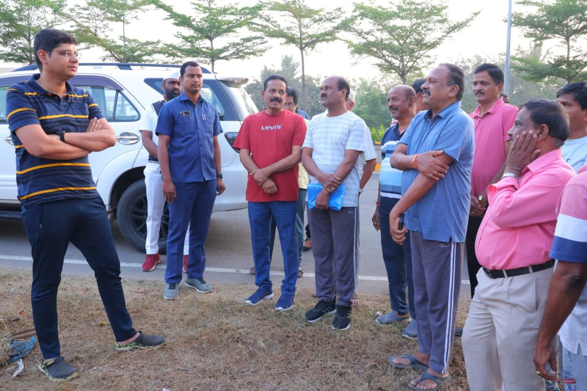 చదువుతో పాటు ఫిజికల్ ఫిట్నెస్ అవసరం అవసరం: జిల్లా కలెక్టర్ ఆశిష్ సాంగ్వాన్ చదువుతో పాటు ఫిజికల్ ఫిట్నెస్ అవసరం అవసరం: జిల్లా కలెక్టర్ ఆశిష్ సాంగ్వాన్ సాంగ్వాన్