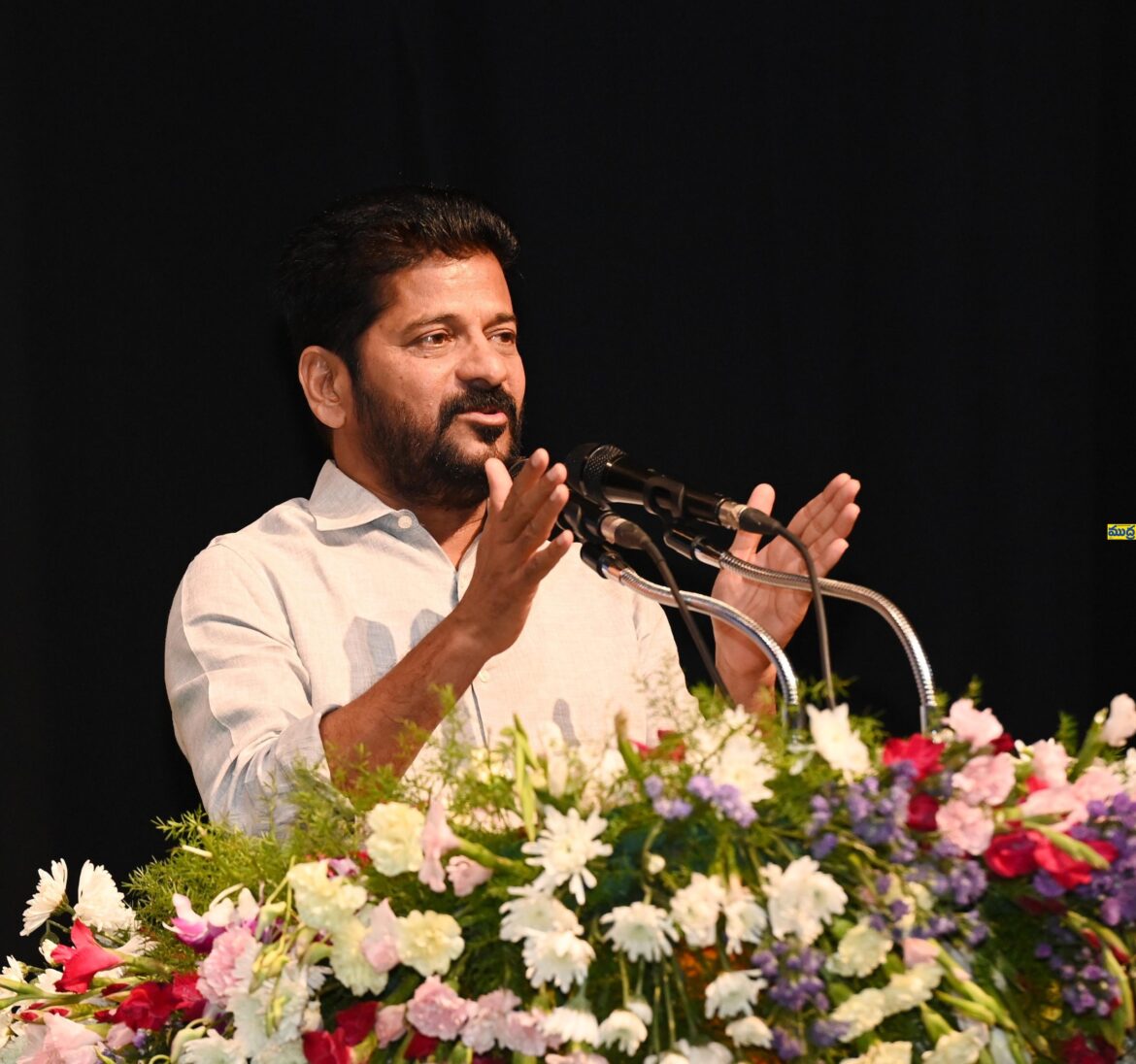 మా మంచి ముందు ప్రతిపక్షాల కుట్రలు పని చేయవు చేయవు
