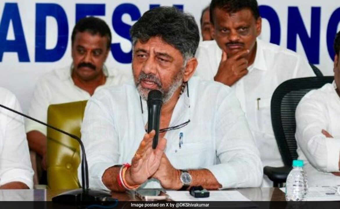 రాజ్యాంగం మార్చడం గురించి నేను ఎప్పుడైనా మాట్లాడితే పదవీ విరమణ చేయడానికి సిద్ధంగా రాజ్యాంగం మార్చడం గురించి నేను ఎప్పుడైనా మాట్లాడితే పదవీ విరమణ చేయడానికి సిద్ధంగా ఉంది: డికె శివకుమార్