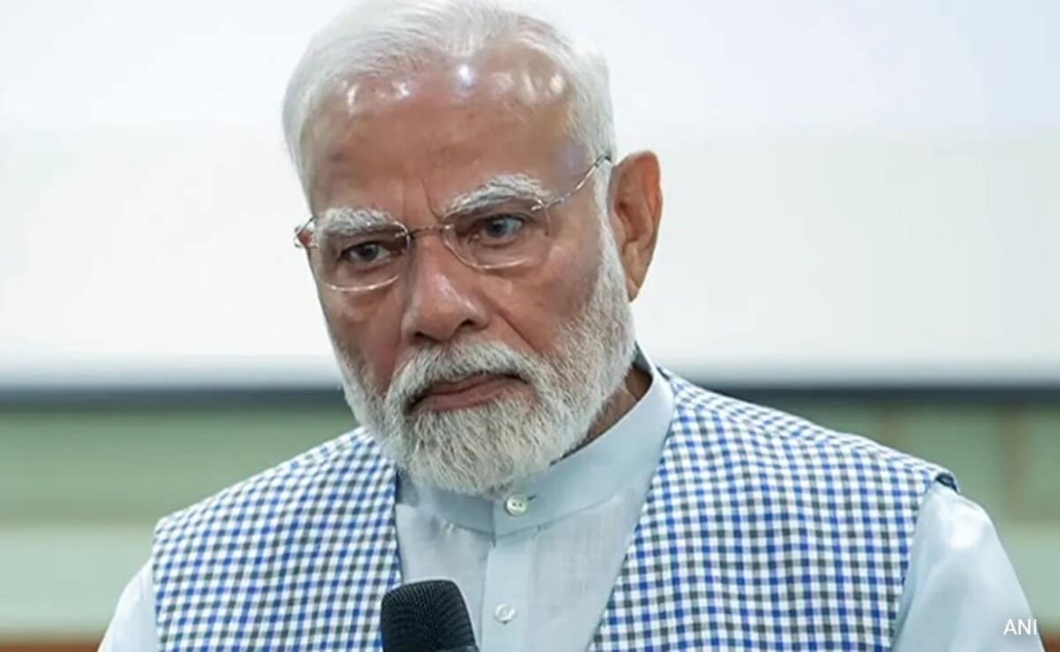 తహావూర్ రానాపై PM మోడీ 2011 పోస్ట్ అతని అప్పగించిన తరువాత వైరల్ తహావూర్ రానాపై PM మోడీ 2011 పోస్ట్ అతని అప్పగించిన తరువాత వైరల్ అవుతుంది