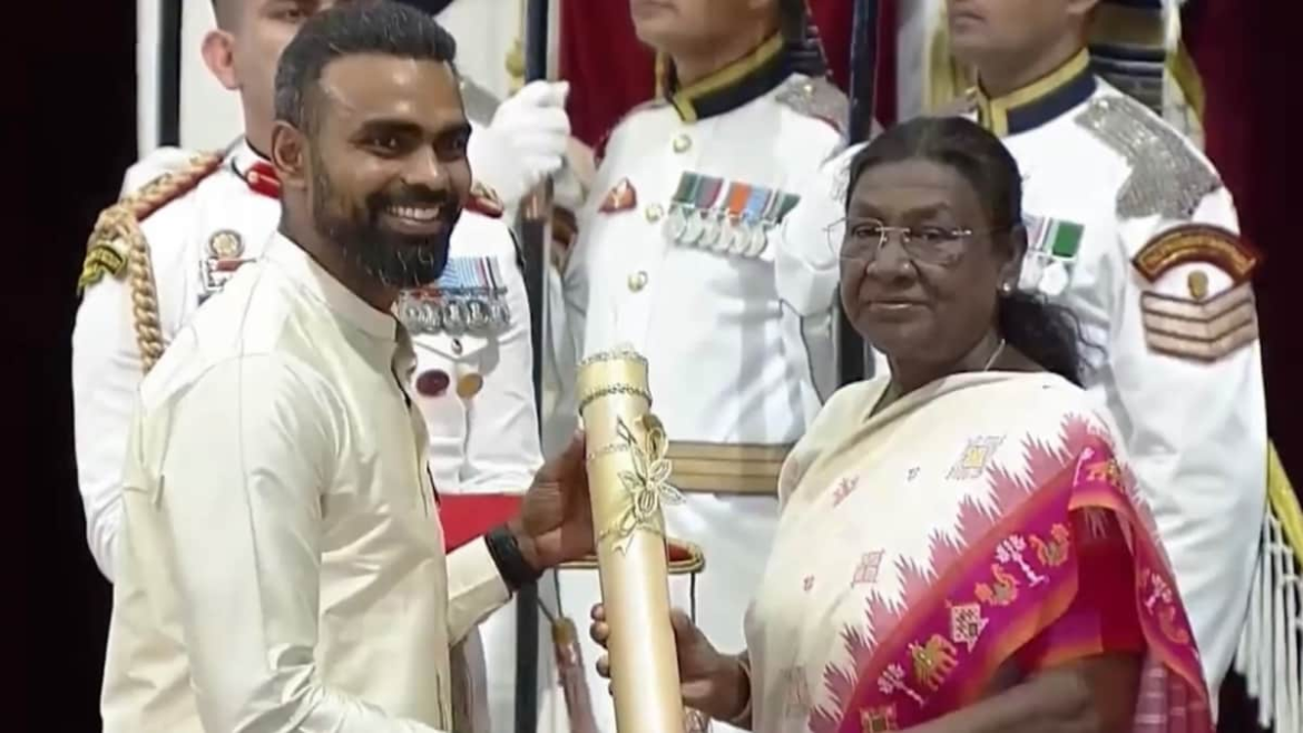 పద్మా భూషణ్ అందుకున్నందుకు హాకీ ఇండియా పిఆర్ శ్రీజేష్ను అభినందిస్తుంది | స్పోర్ట్స్ News18