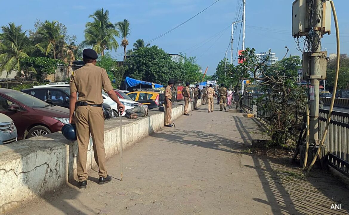 తాగిన పొరుగువారితో వాదన ముంబైలో 3 మరణాలకు దారితీస్తుంది: పోలీసులు – ACPS తాగిన పొరుగువారితో వాదన ముంబైలో 3 మరణాలకు దారితీస్తుంది: పోలీసులు