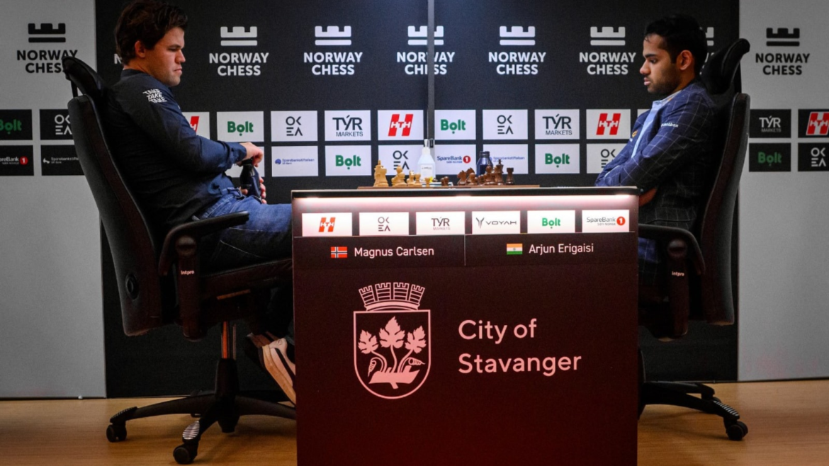 నార్వే చెస్: మాగ్నస్ కార్ల్సేన్ ఆర్జున్ ఎరిగైసీని పట్టుకోవటానికి ఓడించాడు | స్పోర్ట్స్ News18