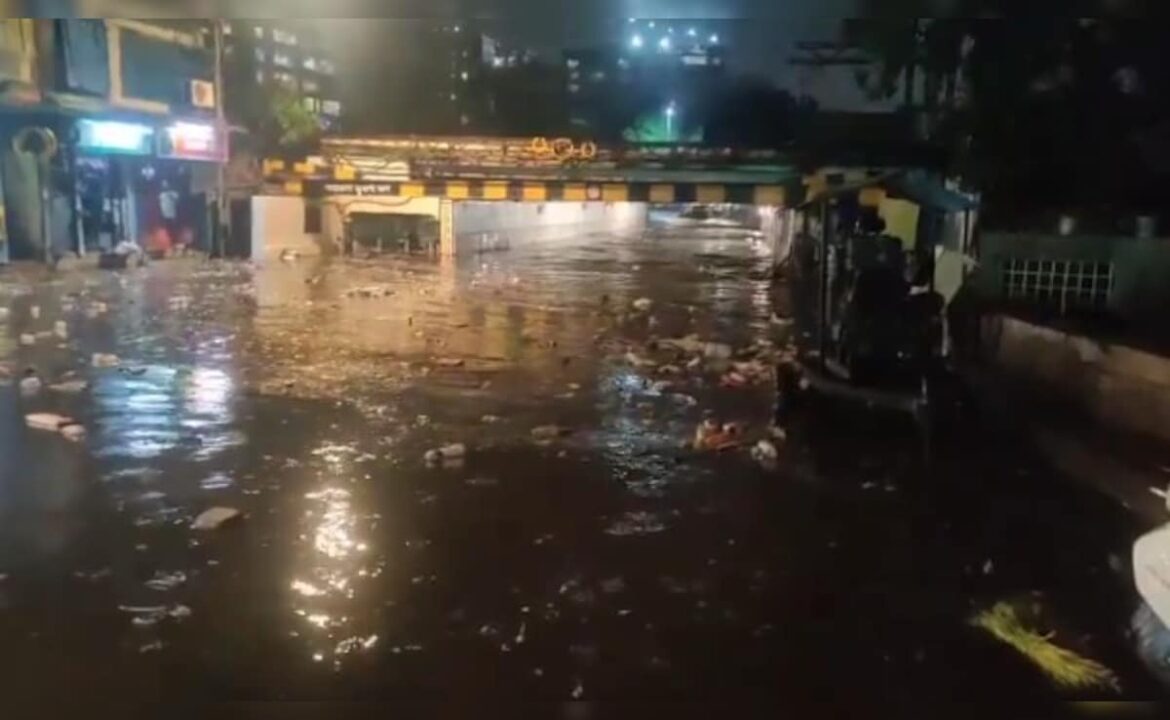 భారీ వర్షం ముంబై పూణే మహారాష్ట్రలో గందరగోళానికి కారణమవుతుంది – ACPS NEWS భారీ వర్షం ముంబై పూణే మహారాష్ట్రలో గందరగోళానికి కారణమవుతుంది