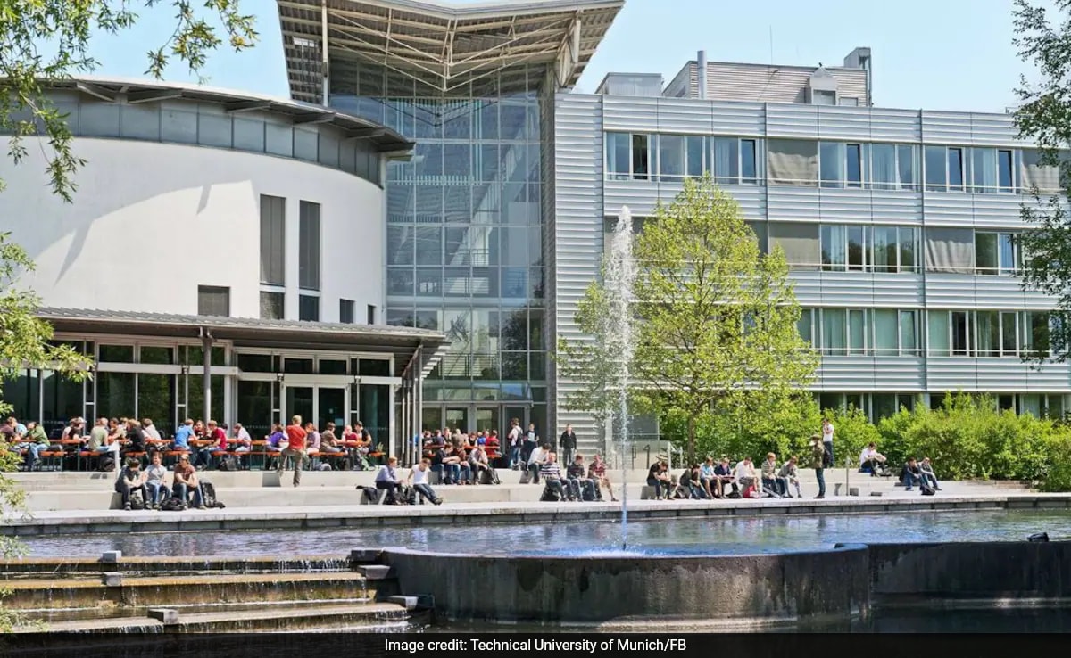 విదేశాలలో చదువుతున్నట్లు పరిశీలిస్తున్నారా? ఈ 5 దేశాలు సులభమైన మరియు వేగవంతమైన విద్యార్థుల విదేశాలలో చదువుతున్నట్లు పరిశీలిస్తున్నారా? ఈ 5 దేశాలు సులభమైన మరియు వేగవంతమైన విద్యార్థుల వీసాలను అందిస్తున్నాయి