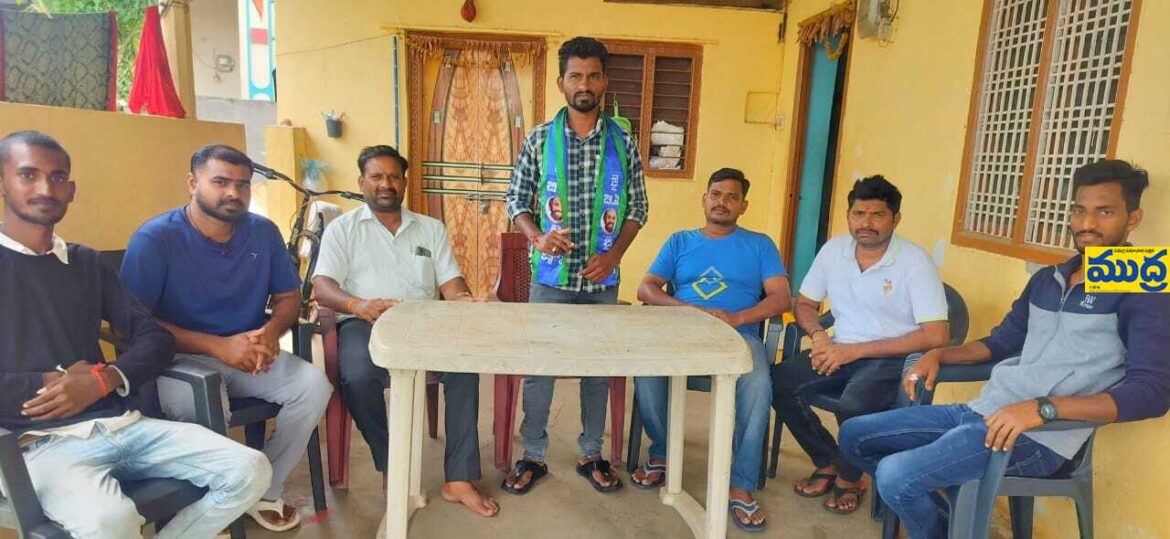 స్థానిక ఎన్నికల్లో బీసీ రిజర్వేషన్లు అమలు చేయాలి
