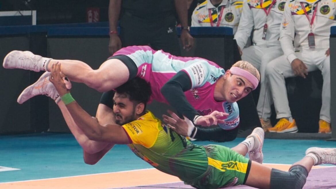 PKL 12: జైపూర్ పింక్ పాంథర్స్‌పై కష్టపడి విజయం సాధించిన పాట్నా పైరేట్స్ ఎలిమినేటర్ 2లోకి ప్రవేశించింది | క్రీడా వార్తలు
