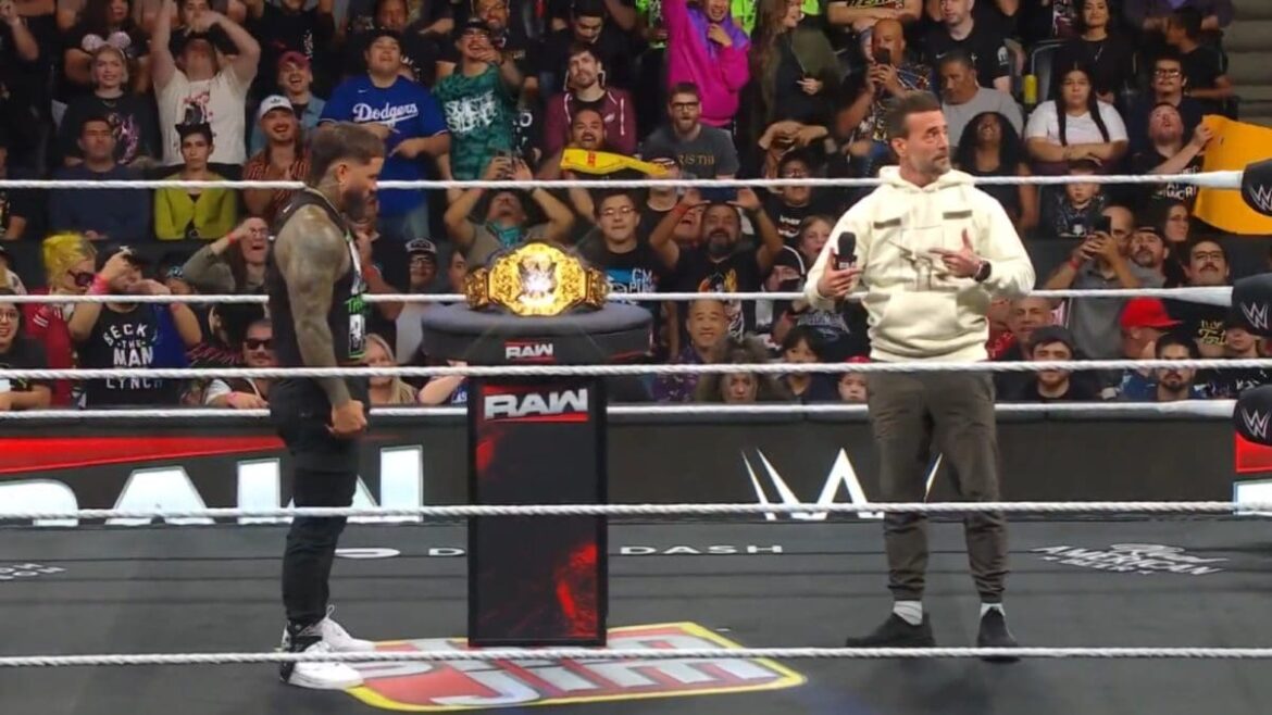 WWE RAW ఫలితాలు మరియు ముఖ్యాంశాలు: CM పంక్ మరియు జే ఉసో WWE RAW ఫలితాలు మరియు ముఖ్యాంశాలు: CM పంక్ మరియు జే ఉసో కొలైడ్, రోక్సాన్ పెరెజ్ నిక్కీ బెల్లాను ఓడించారు | క్రీడా వార్తలు