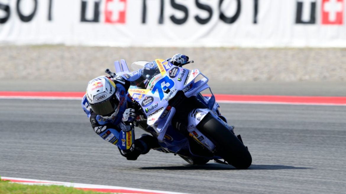 'ఇట్స్ ఆల్ ఇన్ ది ఫ్యామిలీ': అలెక్స్ మార్క్వెజ్ ప్రపంచ ఛాంపియన్‌షిప్‌లో కుటుంబాన్ని 1-2తో భద్రపరిచాడు | క్రీడా వార్తలు
