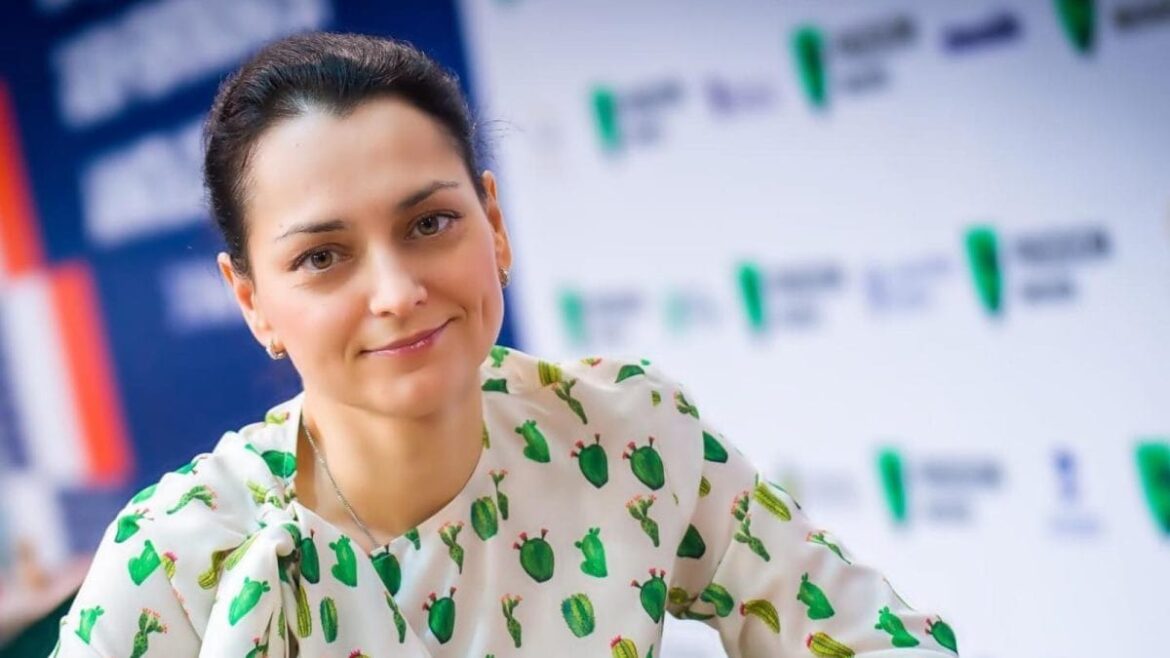 'చదరంగం యొక్క అందం మానవ కారకం': మాజీ ప్రపంచ ఛాంపియన్ అలెగ్జాండ్రా కోస్టెనియుక్ క్రీడ యొక్క భవిష్యత్తును AI ఎలా రూపొందిస్తుంది ప్రత్యేకమైన | ఇతర-క్రీడ వార్తలు
