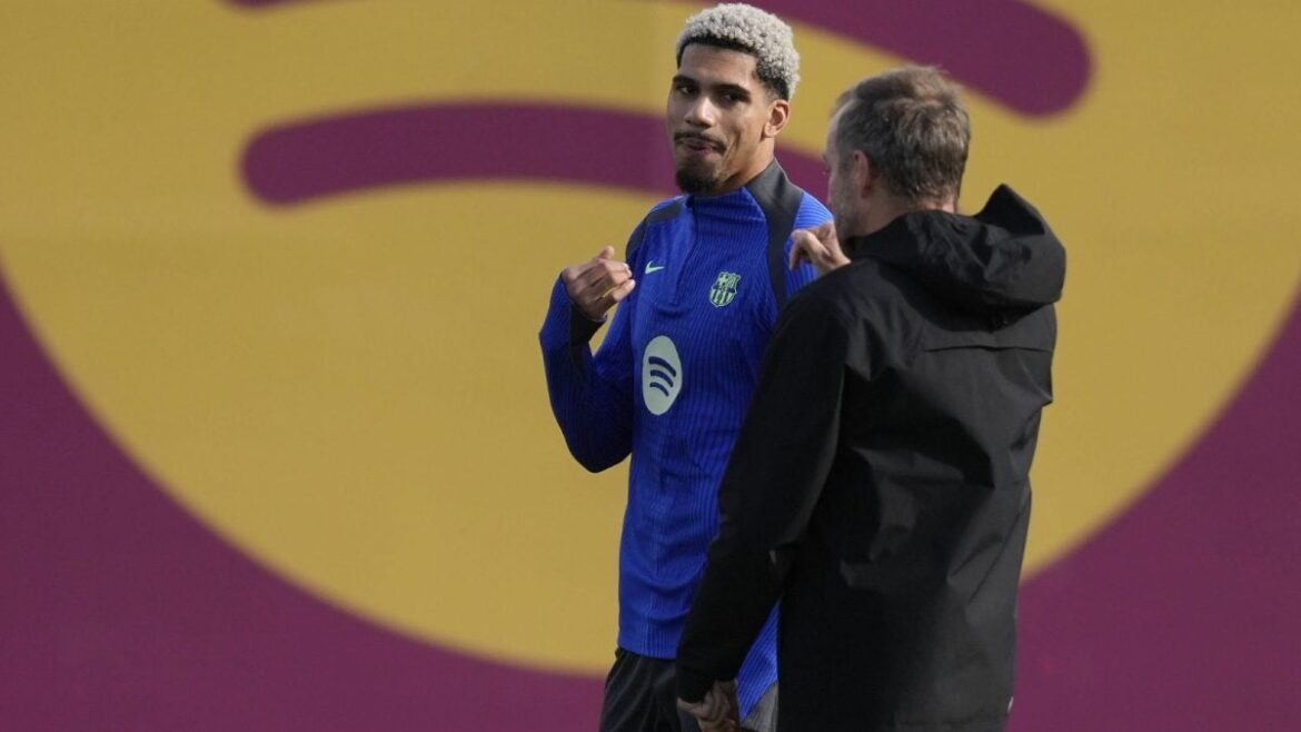 రోనాల్డ్ అరౌజో కొంచెం దూరంగా ఉన్నాడు: రెడ్ కార్డ్ ఫియాస్కో తర్వాత బార్కా స్కిప్పర్ 'నిరవధిక సెలవు' మంజూరు చేశాడు | ఫుట్‌బాల్ వార్తలు
