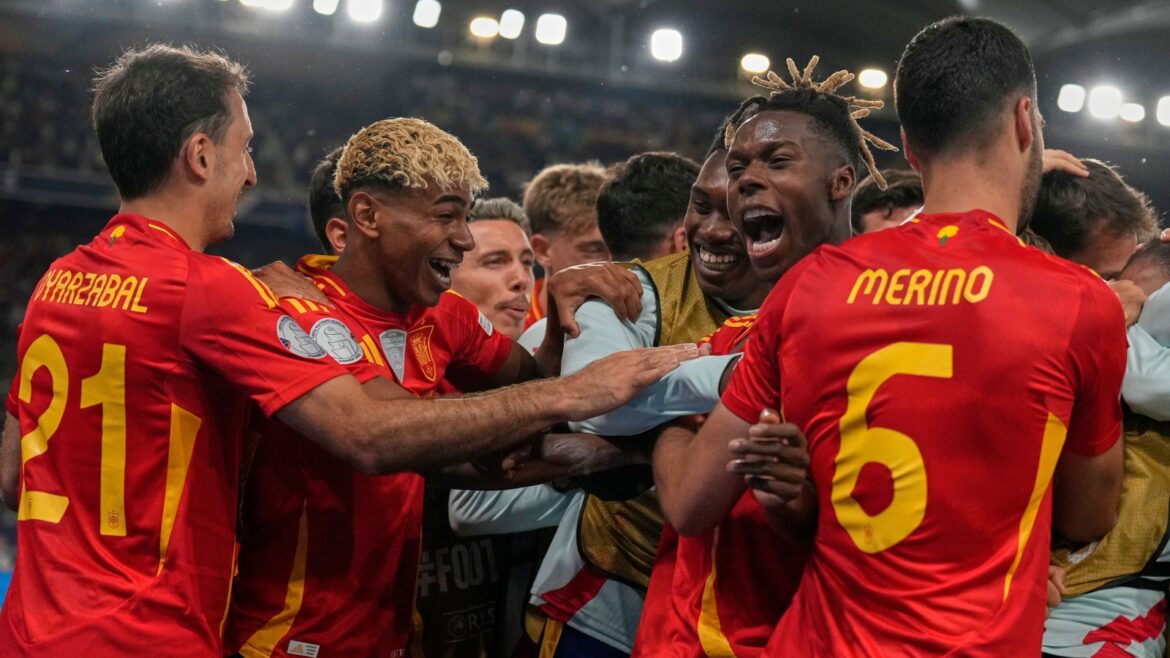 లా ఫ్యూరియా రోజా! FIFA జాబితాలో అగ్రశ్రేణి జట్టుగా 2025 ముగియనున్న స్పెయిన్ | ఫుట్‌బాల్ వార్తలు
